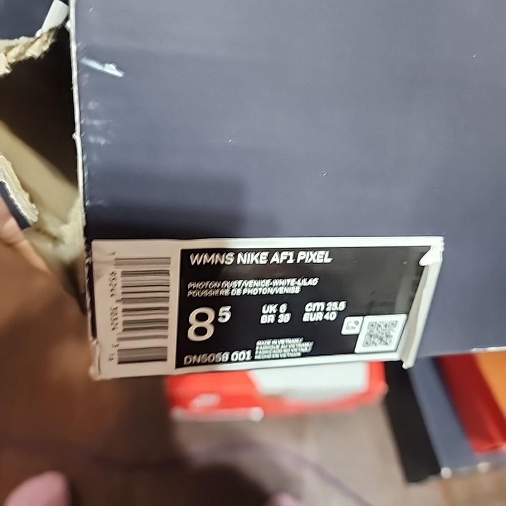 Nike Air Force 1 Womens Low Pixel. 8.5 - Picture 3 of 5